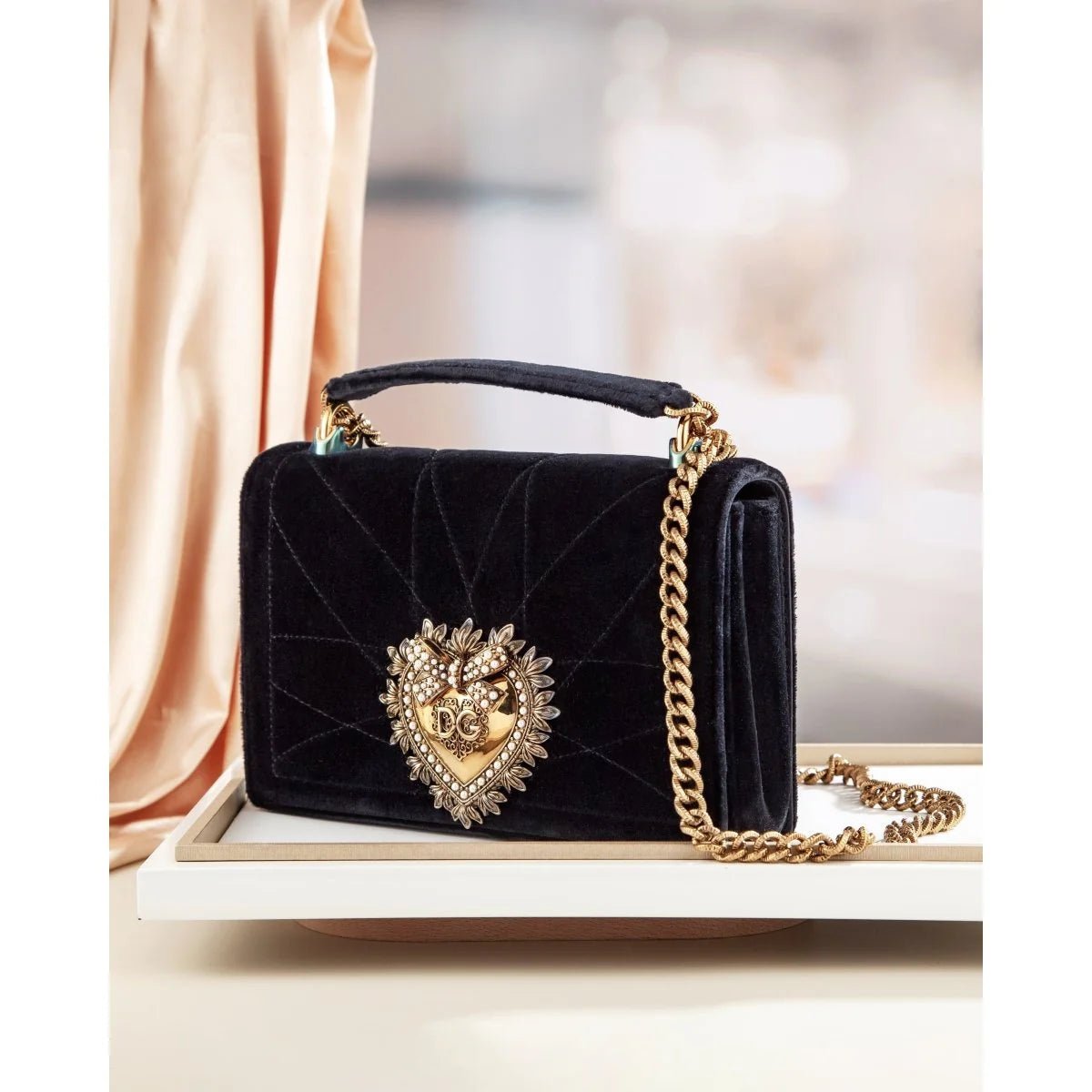 Devotion Medium Velvet Cross Body Bag - WatchMatic