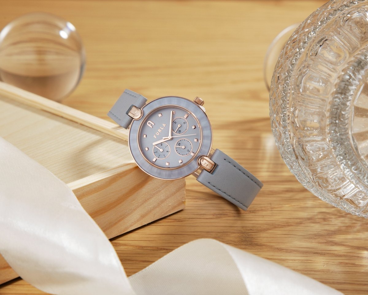 FURLA Logo Links Women's Watch WW00030013L3 - WatchMatic